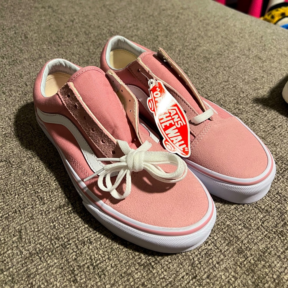 NWT Pink Vans 7.5